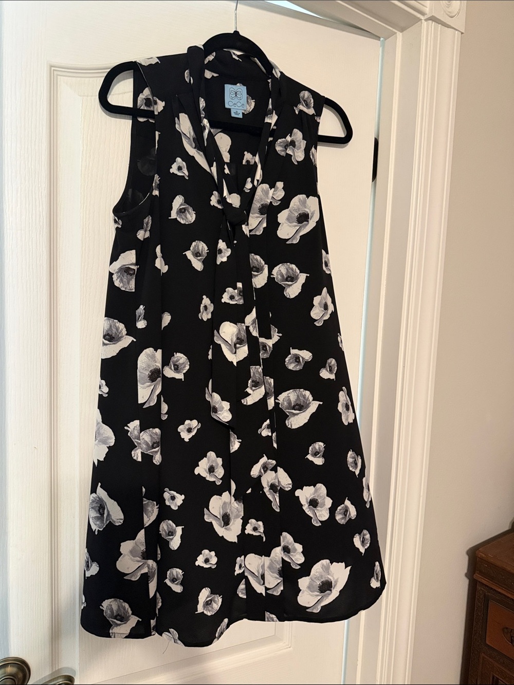 CeCe Black Floral Tie-Neck Sleeveless Dress